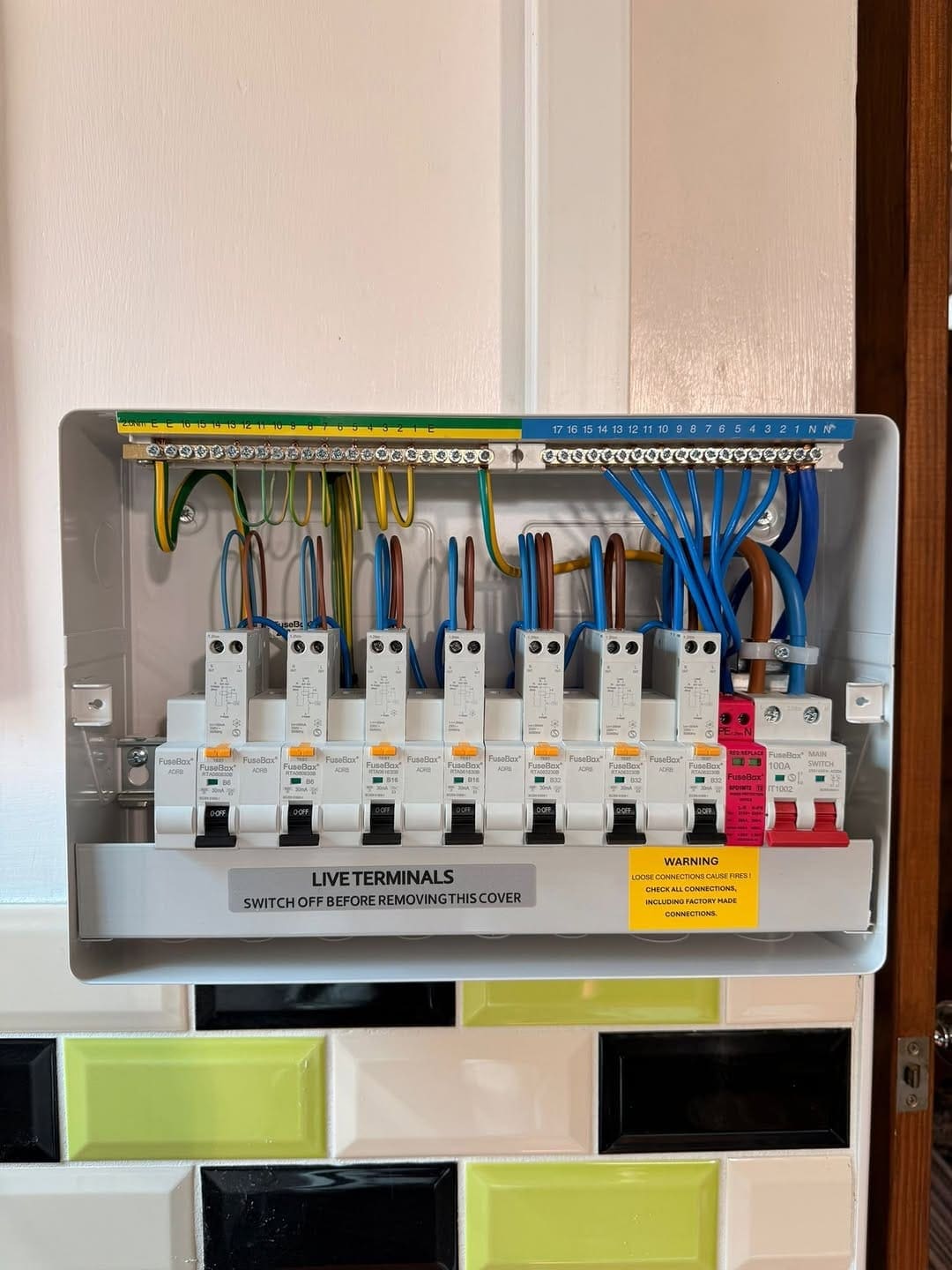 Modern consumer unit installed and labelled by Renovolt
